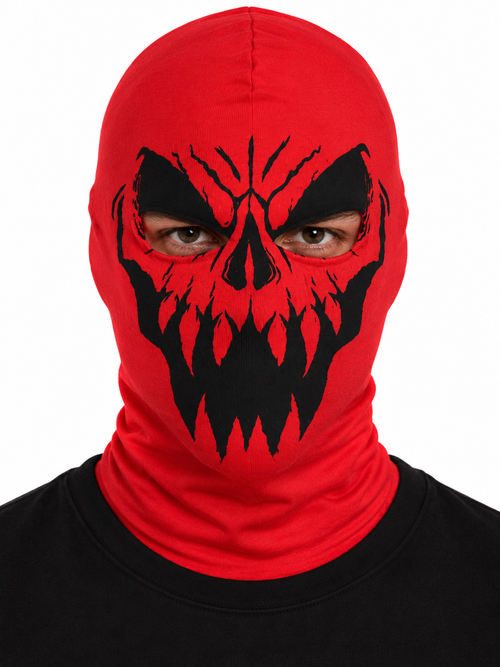 Cagoule rouge portée avec visage de crâne noir pour déguisement d’Halloween