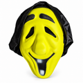 Masque jaune au visage allongé avec grand sourire noir et capuche noire pour Halloween