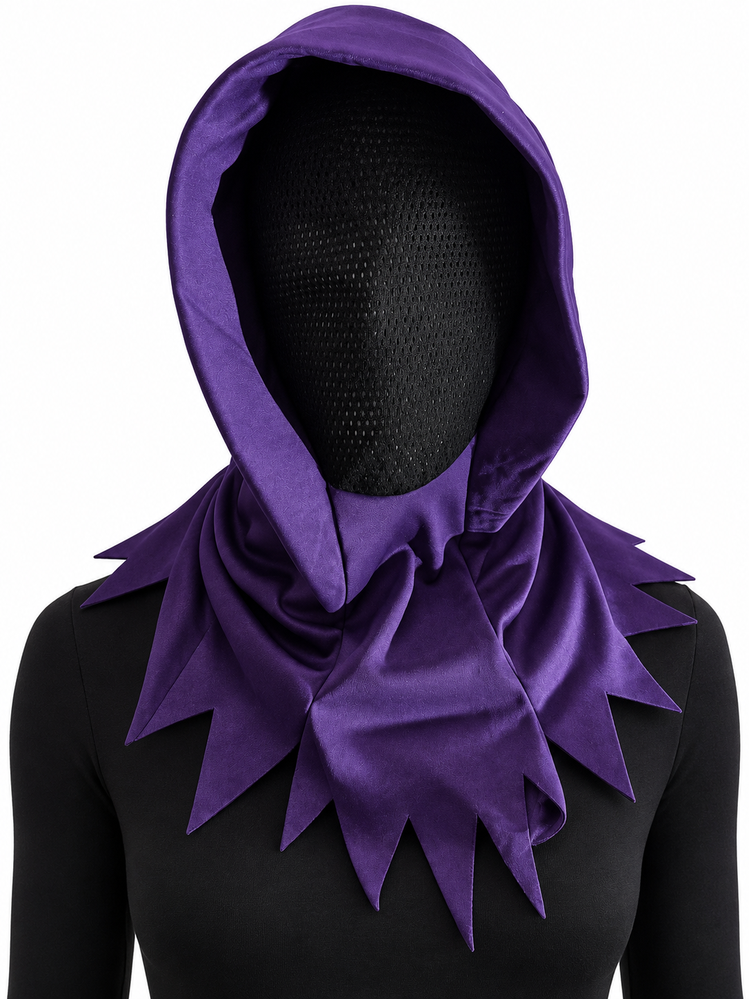 Capuche de spectre violette portée sur un mannequin avec filet facial noir et col aux pointes découpées