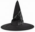 Chapeau de sorcière noir à haute pointe et large bord sur fond blanc